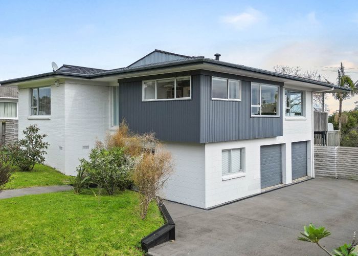  at 34 Sunnyhill Crescent, Sunnyhills, Manukau City, Auckland
