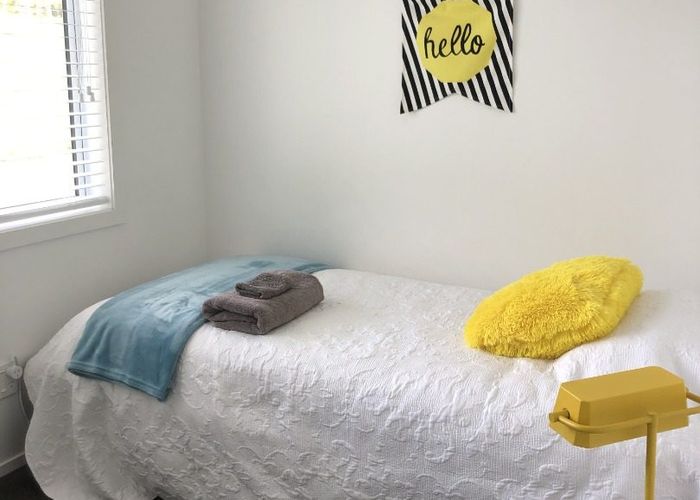  at 220 Albany Heights Road, Albany Heights, Albany