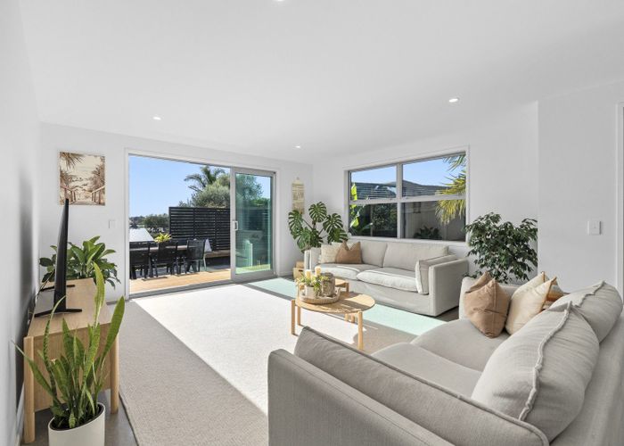  at 5 Piper Way, Glen Avon, New Plymouth, Taranaki