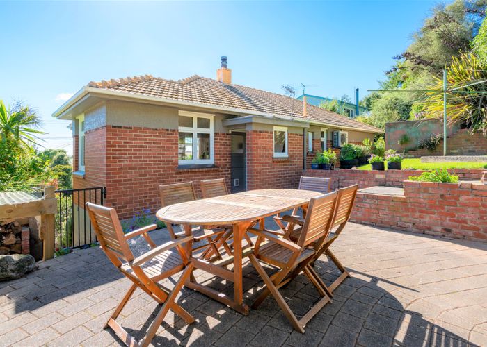 at 16 Shandon Street, Roseneath, Dunedin