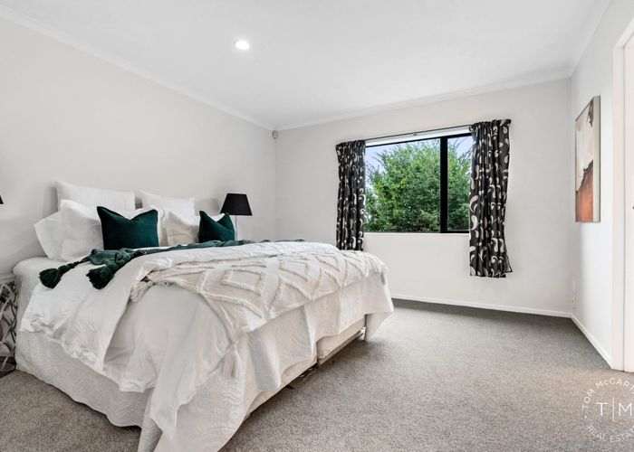  at 34 Saralee Drive, Manurewa, Manukau City, Auckland