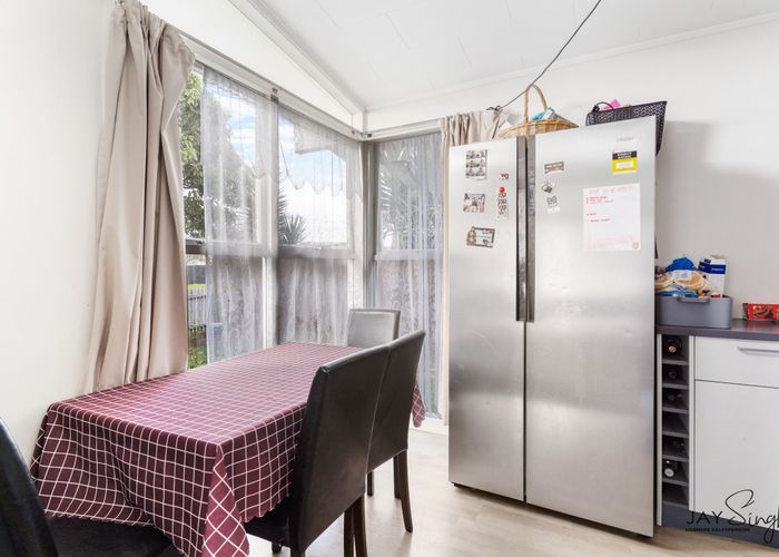  at 49 Othello Drive, Clover Park, Auckland
