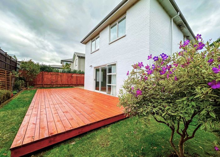  at 5 Frank Newton Road, Swanson, Waitakere City, Auckland