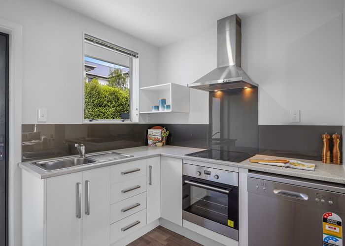  at 2/541 Barbadoes Street, Edgeware, Christchurch