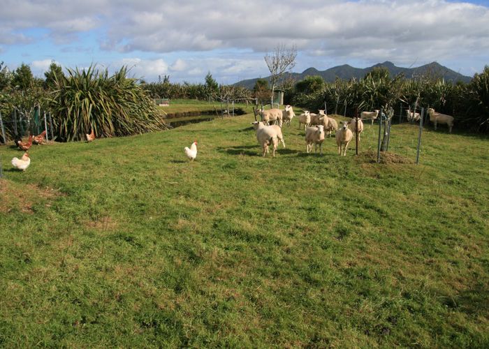  at 1090 Plymouth Road, Koru, New Plymouth