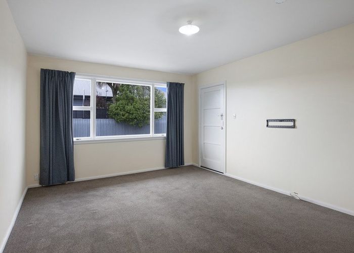  at 2/85 Hills Road, Edgeware, Christchurch City, Canterbury