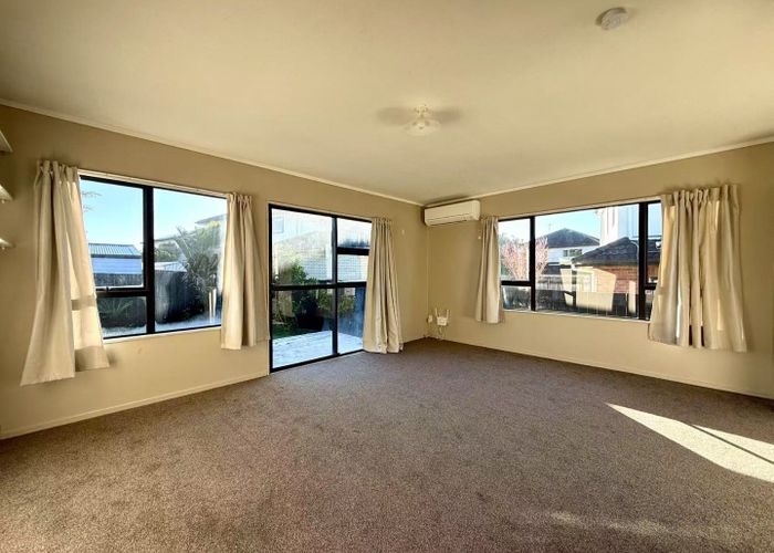  at 19B Glenhaven Place, Te Atatu Peninsula, Waitakere City, Auckland