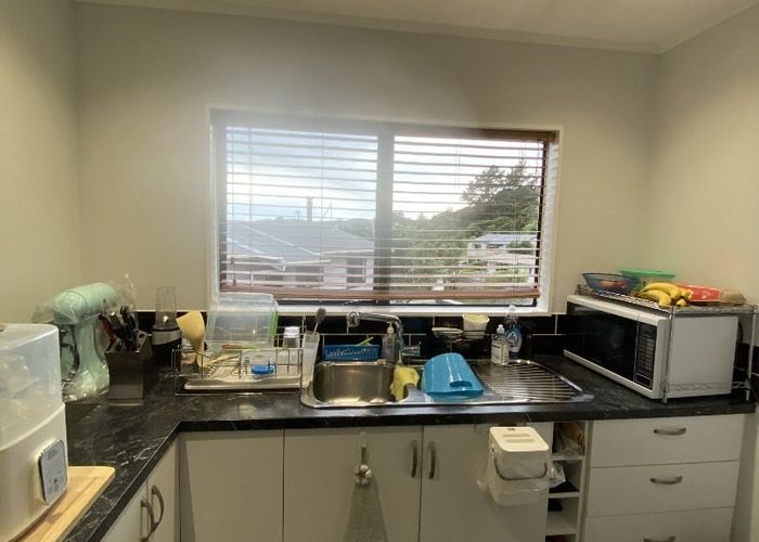  at 33 Omapere Street, Whitby, Porirua, Wellington