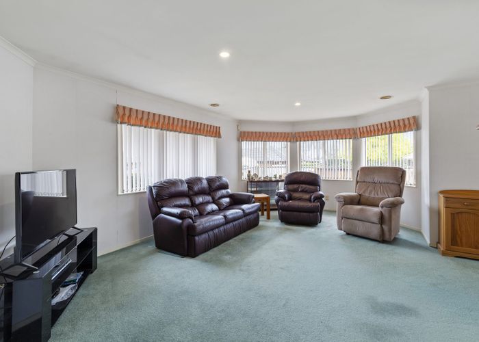  at 4 Maahutaupeke Place, Saint Andrews, Hamilton, Waikato