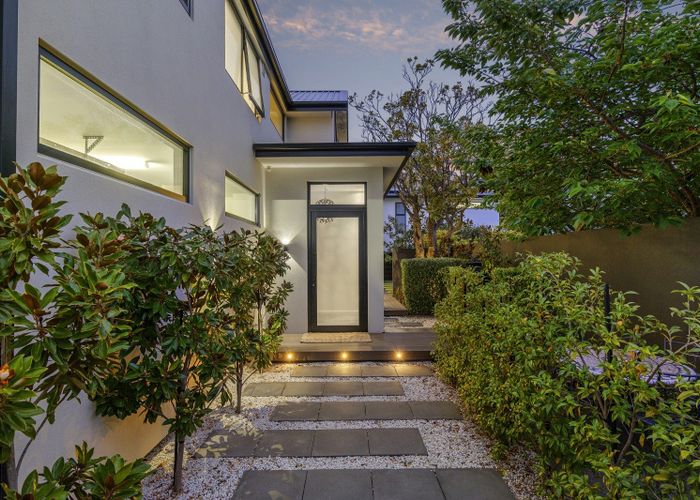  at 1/28 Jeffreys Road, Fendalton, Christchurch