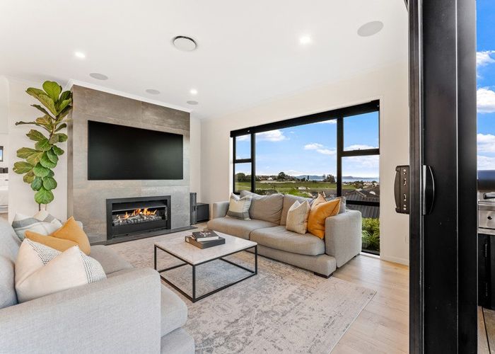  at 20 Woodridge Drive, Stanmore Bay, Rodney, Auckland