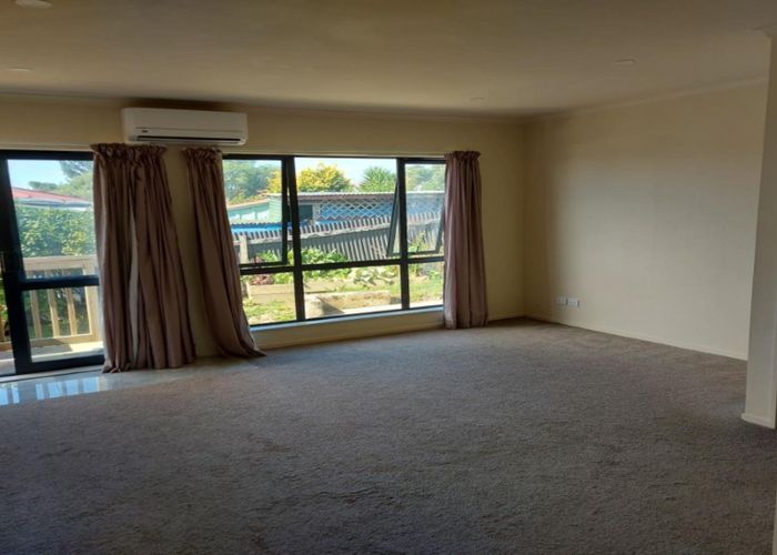  at 4A Valencia Place, Wattle Downs, Manukau City, Auckland