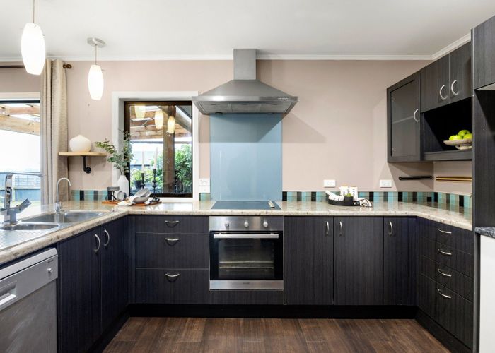  at 5 Ruske Place, Grandview Heights, Hamilton