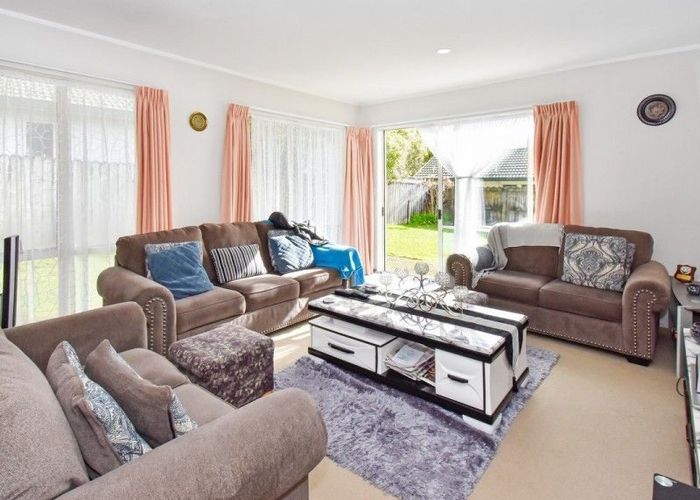  at 18 Elderberry Road, Burswood, Manukau City, Auckland