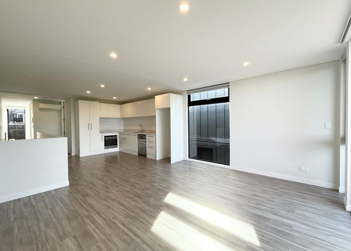  at 17 Nugget Place, Hobsonville, Waitakere City, Auckland