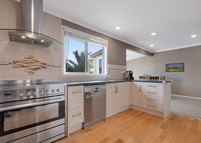  at 9 Lemon Grove Avenue, Otumoetai, Tauranga, Bay Of Plenty