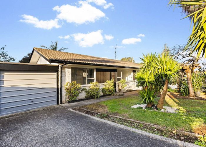  at 1/25 Alcock Street, Mount Wellington, Auckland City, Auckland