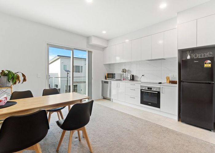  at 55A Edmonton road, Te Atatu South, Waitakere City, Auckland