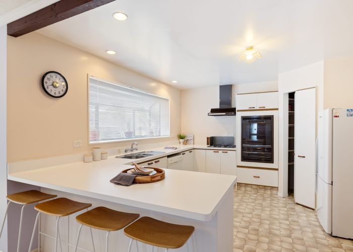  at 121 Prestons Road, Redwood, Christchurch City, Canterbury