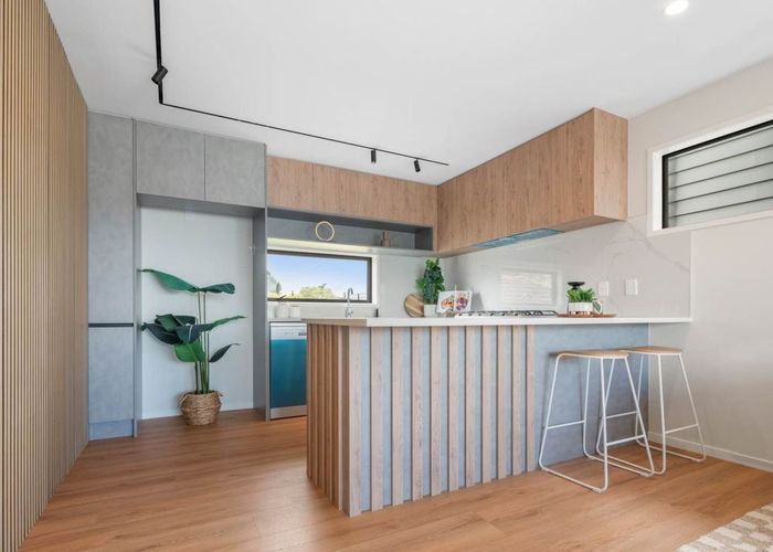  at 95D Kervil Avenue, Te Atatu Peninsula, Waitakere City, Auckland