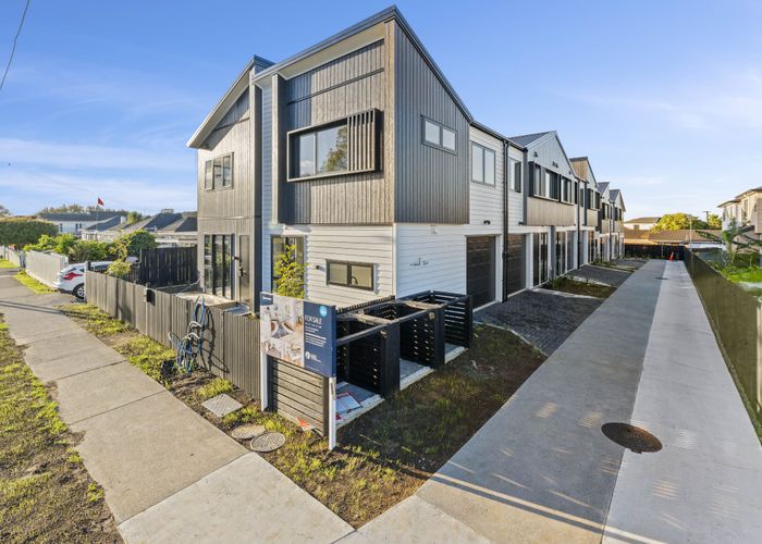 at 4/13 Rosebank Road, Papatoetoe, Manukau City, Auckland