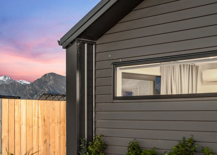  at 9 Caton Street, LAKE HAWEA