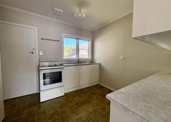  at 3/4 Penzance Road, Mairangi Bay, North Shore City, Auckland