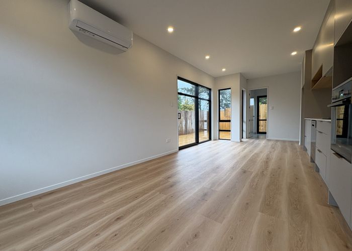  at 4/102 Ennis ave, Pakuranga Heights, Manukau City, Auckland