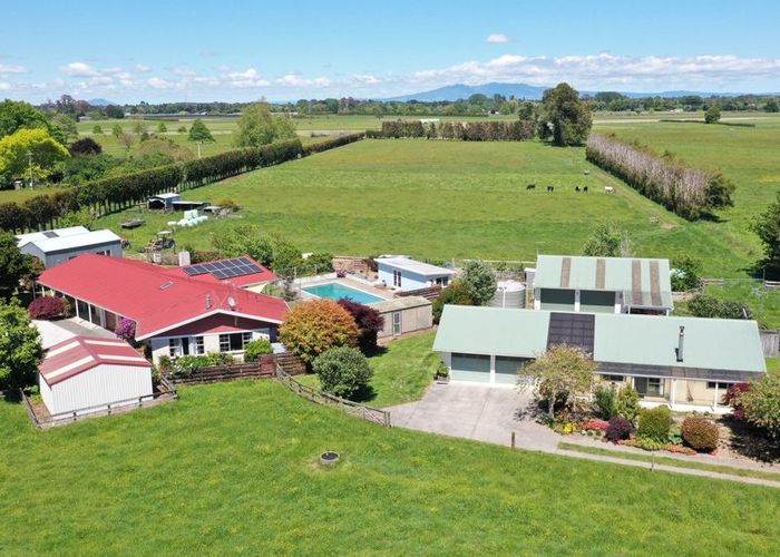  at 154 Hoeka Road, Matangi