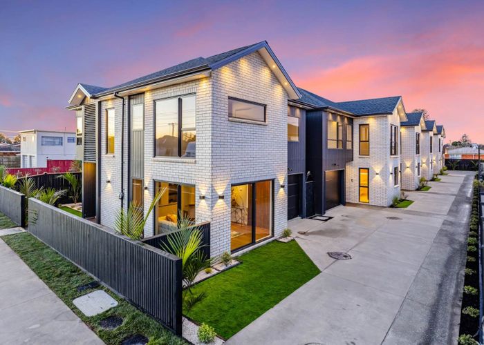 at Lot 1/12 Maunu Road, Papatoetoe, Manukau City, Auckland