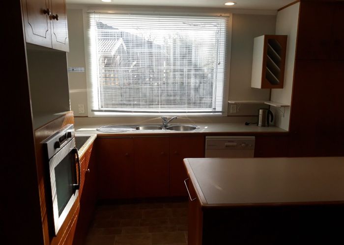  at 7 Memorial Avenue, Fendalton, Christchurch City, Canterbury