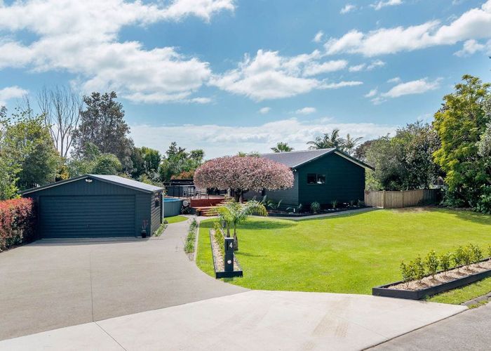  at 4 Julia Way, Beachlands, Manukau City, Auckland