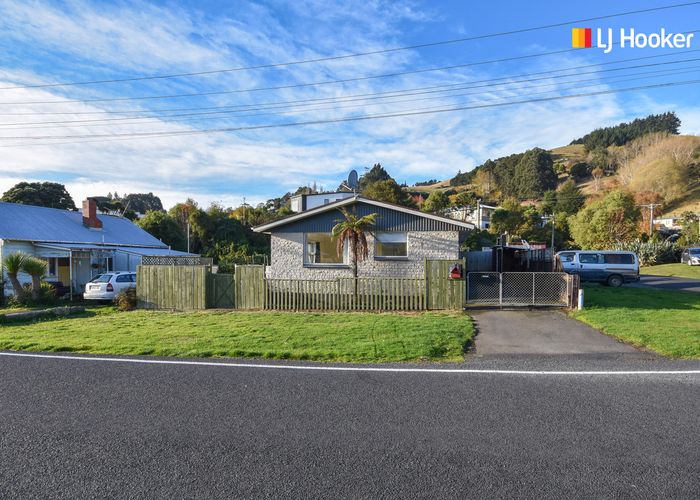  at 13A Greenacres Street, Macandrew Bay, Dunedin