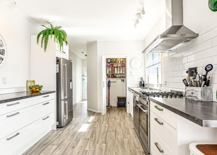  at 146 Rifle Range Road, Dinsdale, Hamilton, Waikato