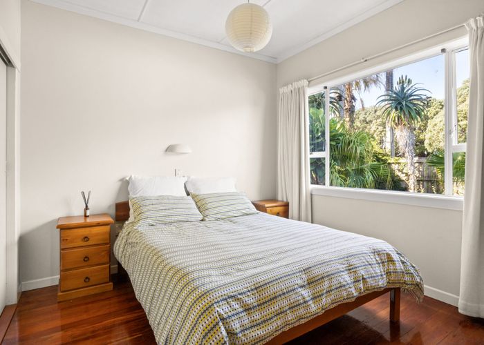  at 19 Moana Road, Okitu, Gisborne