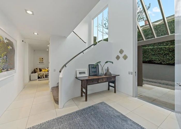  at 5 Eastbourne Road, Remuera, Auckland