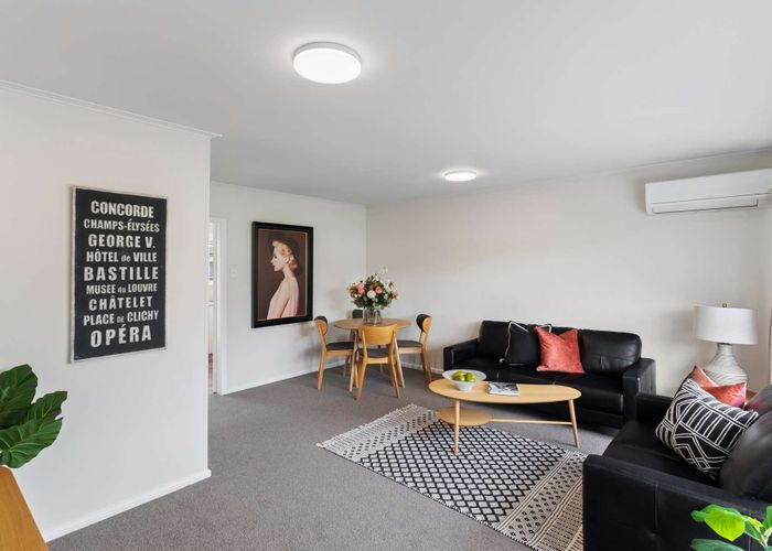  at 2/472 Greers Road, Bishopdale, Christchurch
