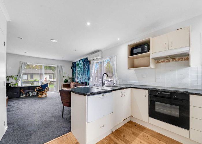  at 39 Malaspina Place, Papatoetoe, Manukau City, Auckland