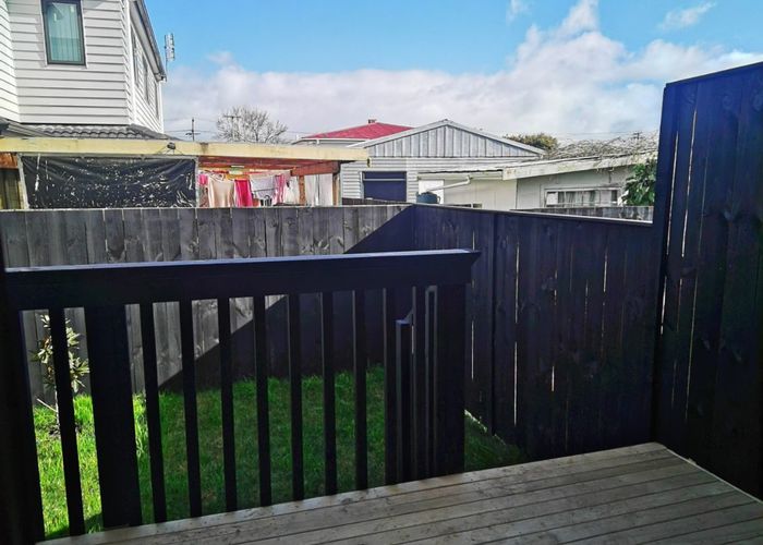  at 8/1 Cape Road, Mangere, Manukau City, Auckland