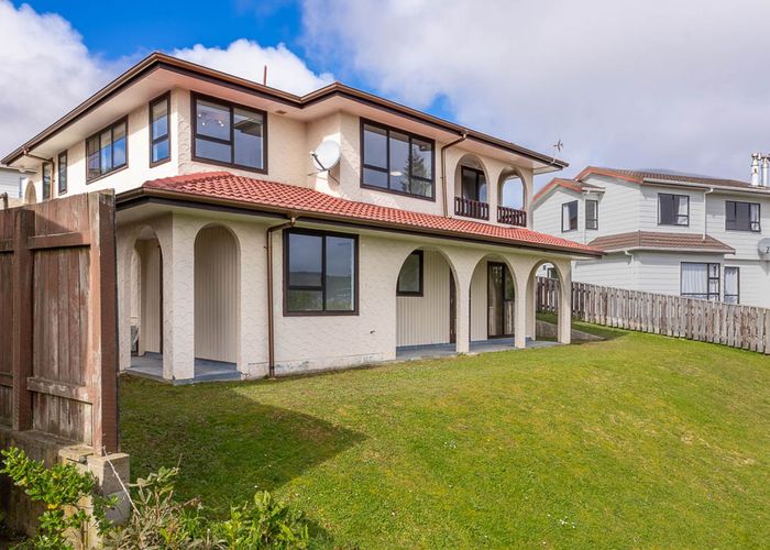  at 5 Mandeville Crescent, Grenada Village, Wellington