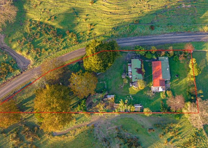  at 37 Creek Road, Mangamahu