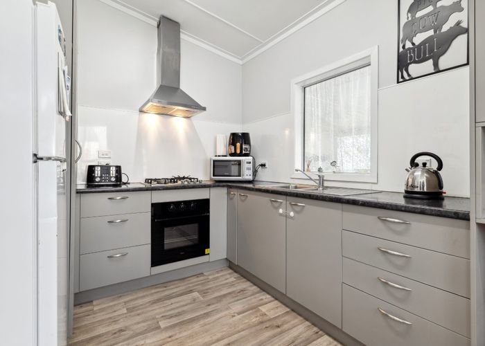  at 443 Normanby Road, Hawera