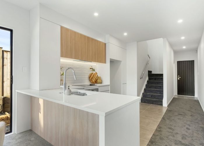  at 3/31 Goodwin Drive, Rosehill, Papakura, Auckland