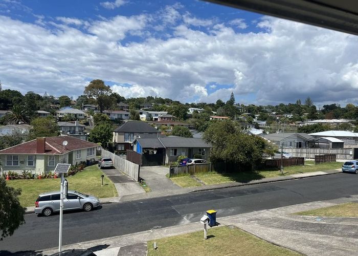  at 33 Lingfield Street, Glenfield, North Shore City, Auckland