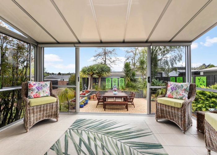  at 30 Vina Place, Massey, Waitakere City, Auckland