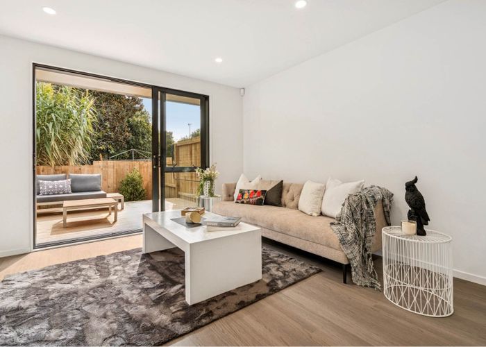  at Lot 6, 14 Freyberg Place, Howick, Manukau City, Auckland