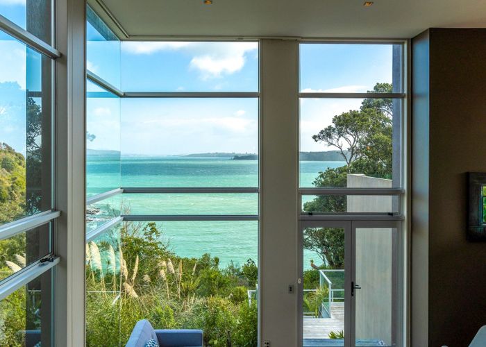  at 53 Kennedy Point Road, Surfdale, Waiheke Island, Auckland