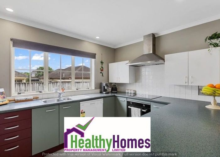  at 10 Peachstone Lane, Henderson, Waitakere City, Auckland