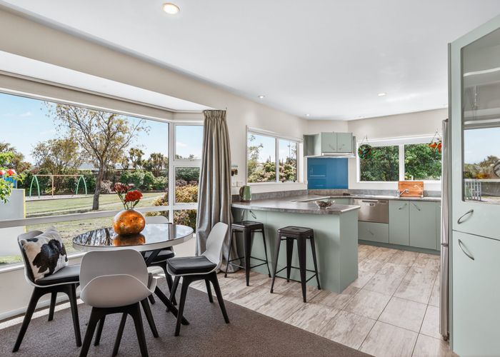  at 2/35 Fairview Terrace, Waipahihi, Taupo, Waikato