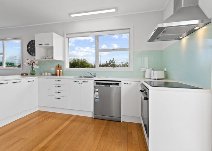  at 19A Marewa Street, Te Atatu South, Waitakere City, Auckland